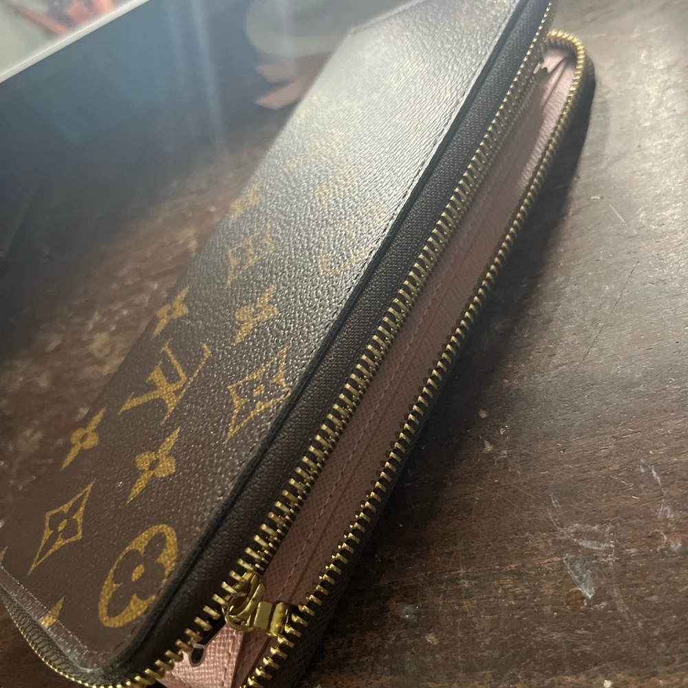 Louis Vuitton Clémence wallet
